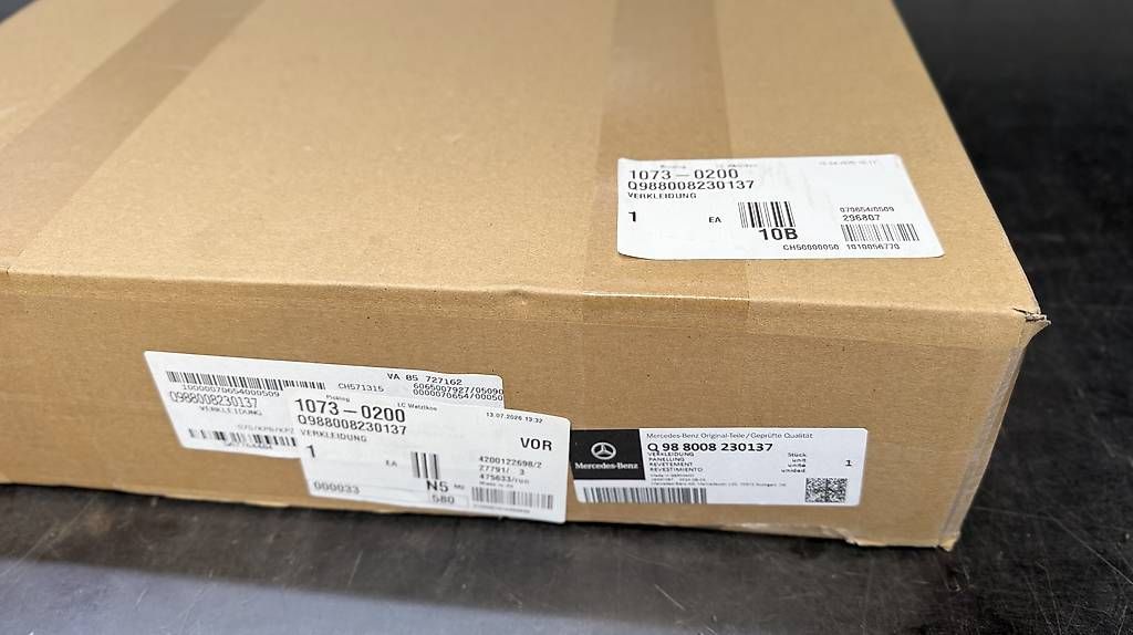 Mercedes-Benz Altri accessori per camping: Seiten Abdeckung Marco Polo Sitzbank – Nuovo e nell'imballaggio originale da Abtwil SG venduto da marcel9121 4