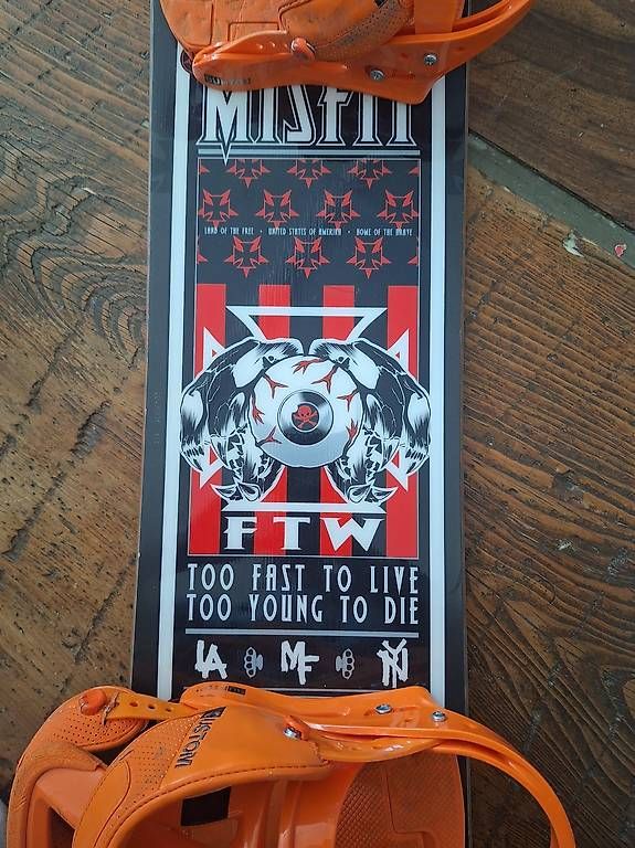 Board: 156 Snowboard Burton Custom Bindungen – Usato da Winterthur venduto da seriousjoke 2
