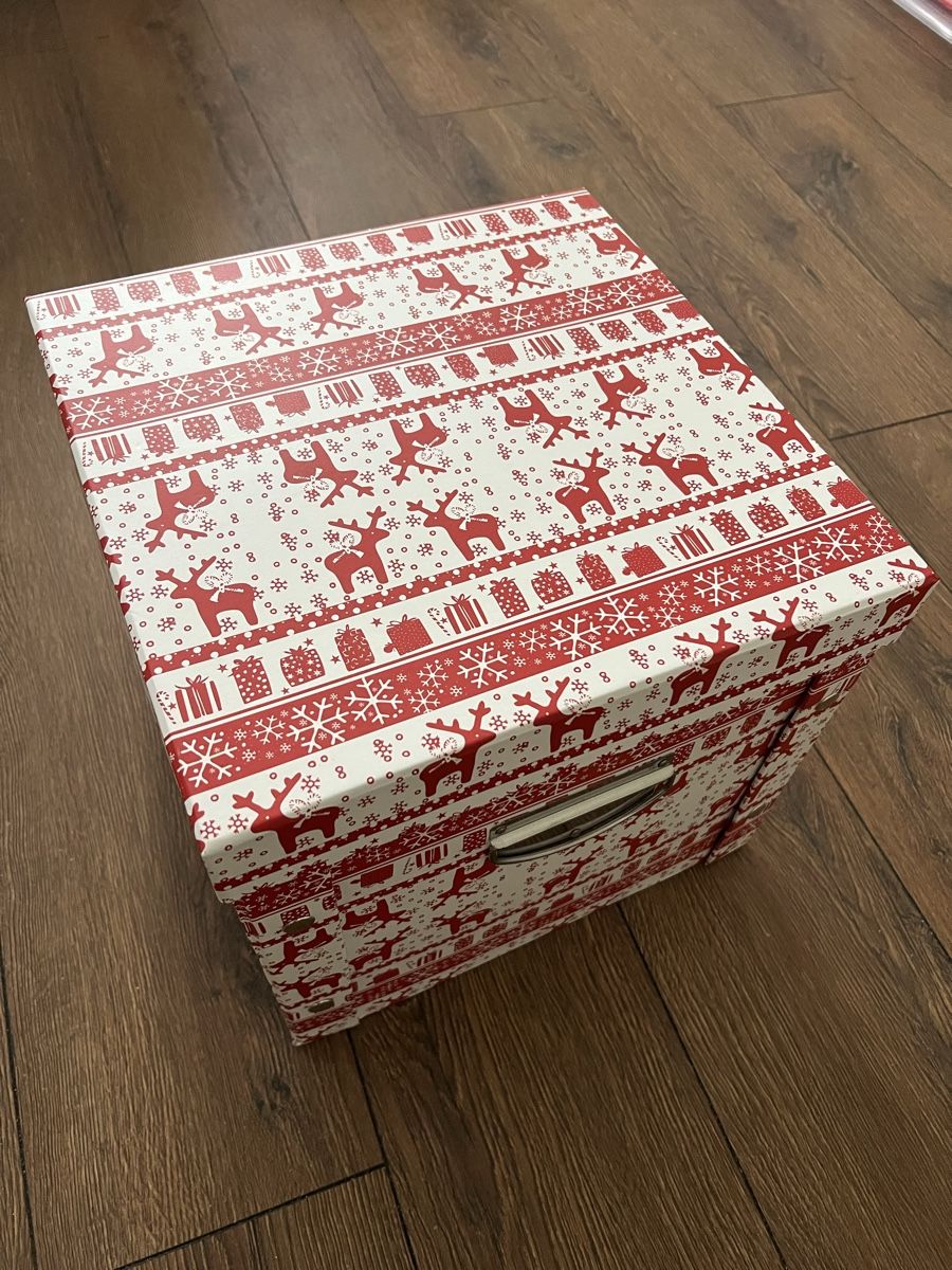 Tutte le decorazioni: Weihnachtskugeln mit Aufbewahrungsbox – Usato da Buchs AG venduto da Balisto0