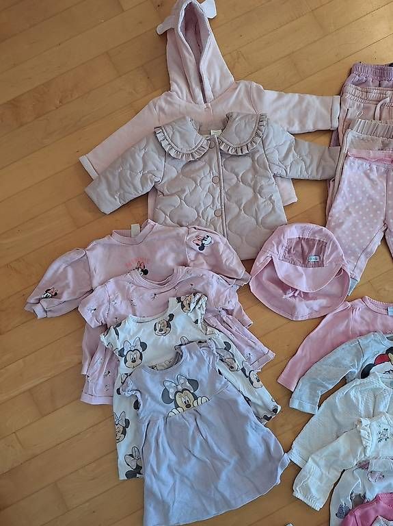 Lotti & Set di vestiti: Babykleider - Mädchen - Grösse 68 – Usato da Niederteufen venduto da MCVetsch 1