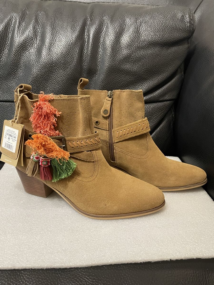 Scarpe da donna: Bottines style Boho neuves pointure 41 – Nuovo e nell'imballaggio originale da Carouge GE venduto da ynj_8ndx 2
