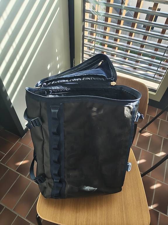 Sacs à dos: North Face dunkelblau Base Camp  30 l – D'occasion à Wädenswil par Preppy