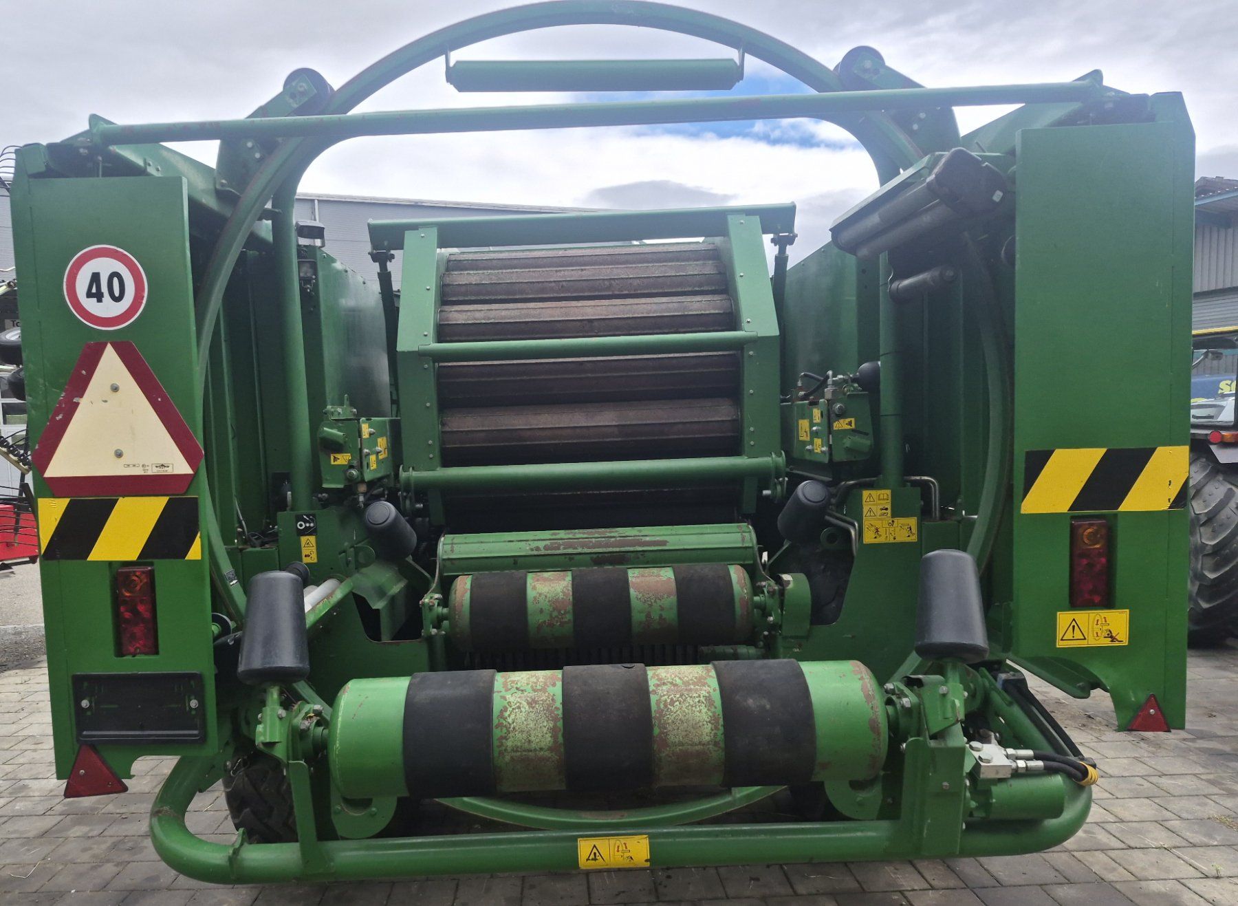 Tutte le macchine: Kombipresse-Siloballenpresse – Usato da Niederwil SG venduto da harres 2