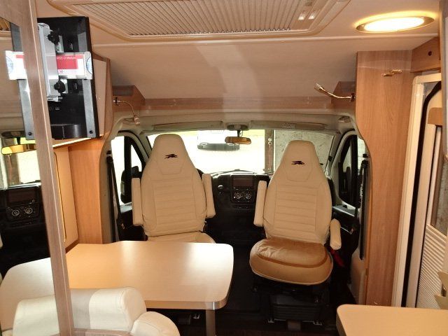 Laika Veicoli da campeggio: Wohnmobil Laika Kosmo V 9 – Usato da Uster venduto da Uster_nord 3