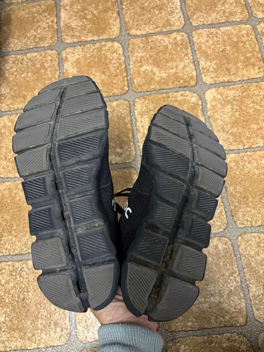 Scarpe da donna: On Schuhe 38.5 – Usato da Kriens venduto da Flavia015 1