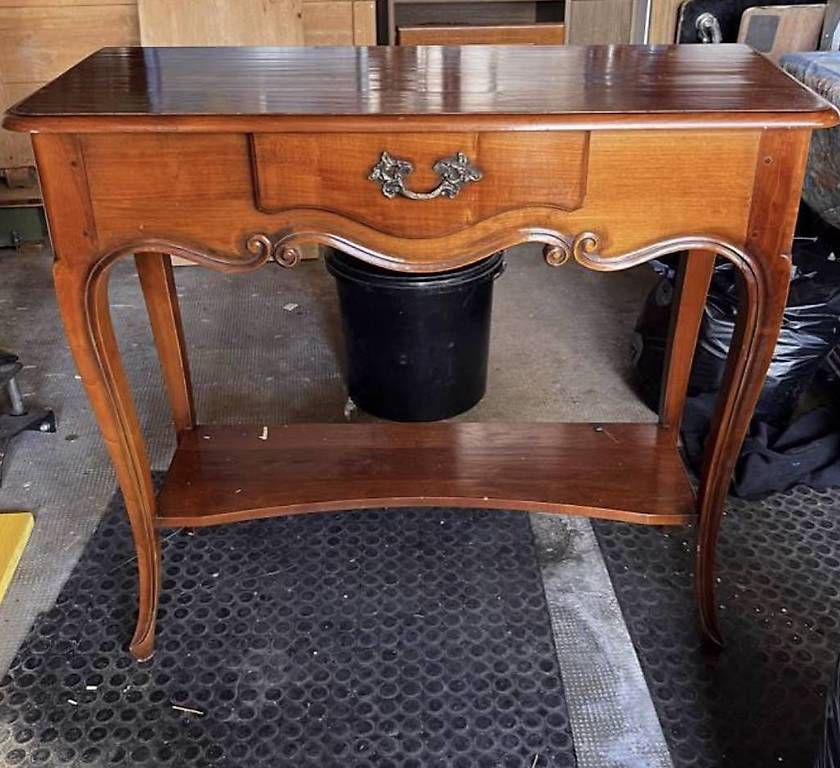 Kommoden: Console en bois – Gebraucht aus La Sarraz von cri_vl6d