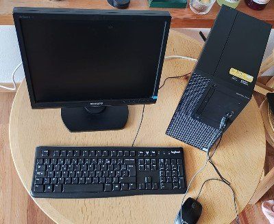 Dell PC: Ordinateur Dell Opti Plex 3050 + Ecran de 17 pouces – Usato da Crans VS venduto da est_8mbd