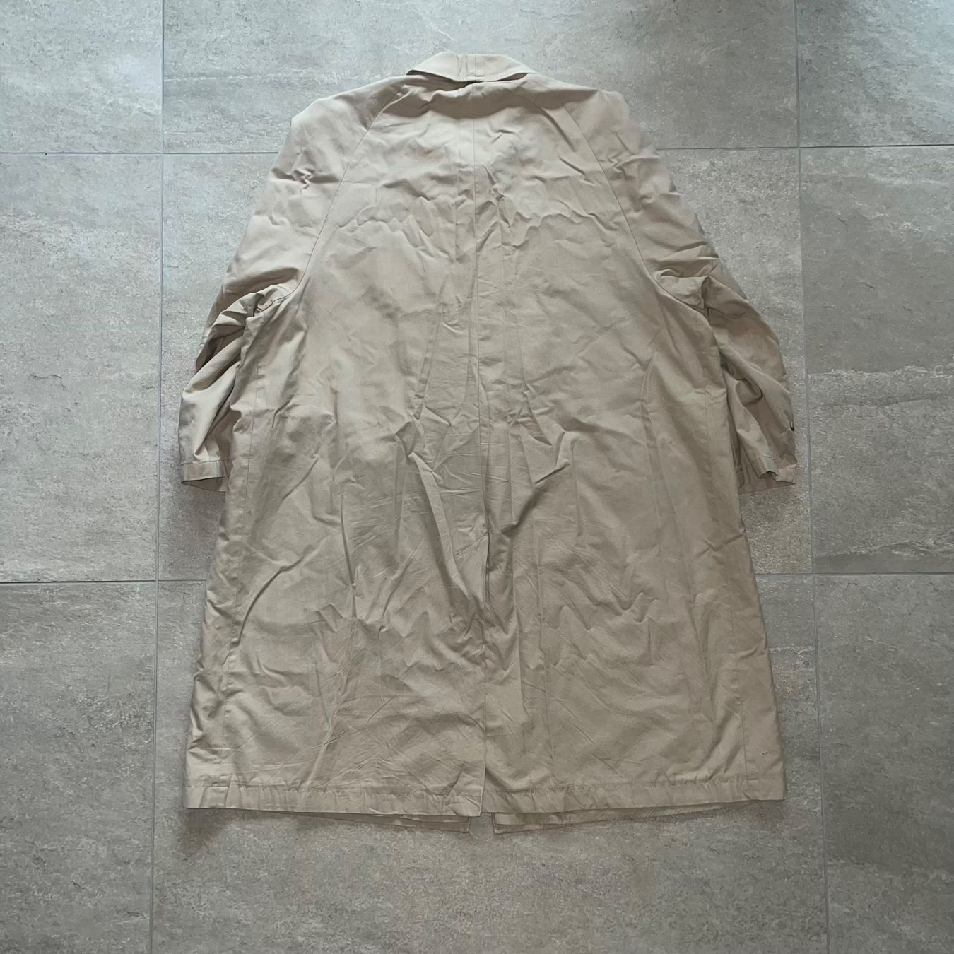 Burberry Cappotti: BURBERRY Mac Coat – Usato da Lausanne venduto da sapiens_vintage 1