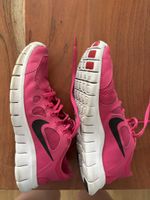 Nike Sportschuhe pink Grösse 38.5