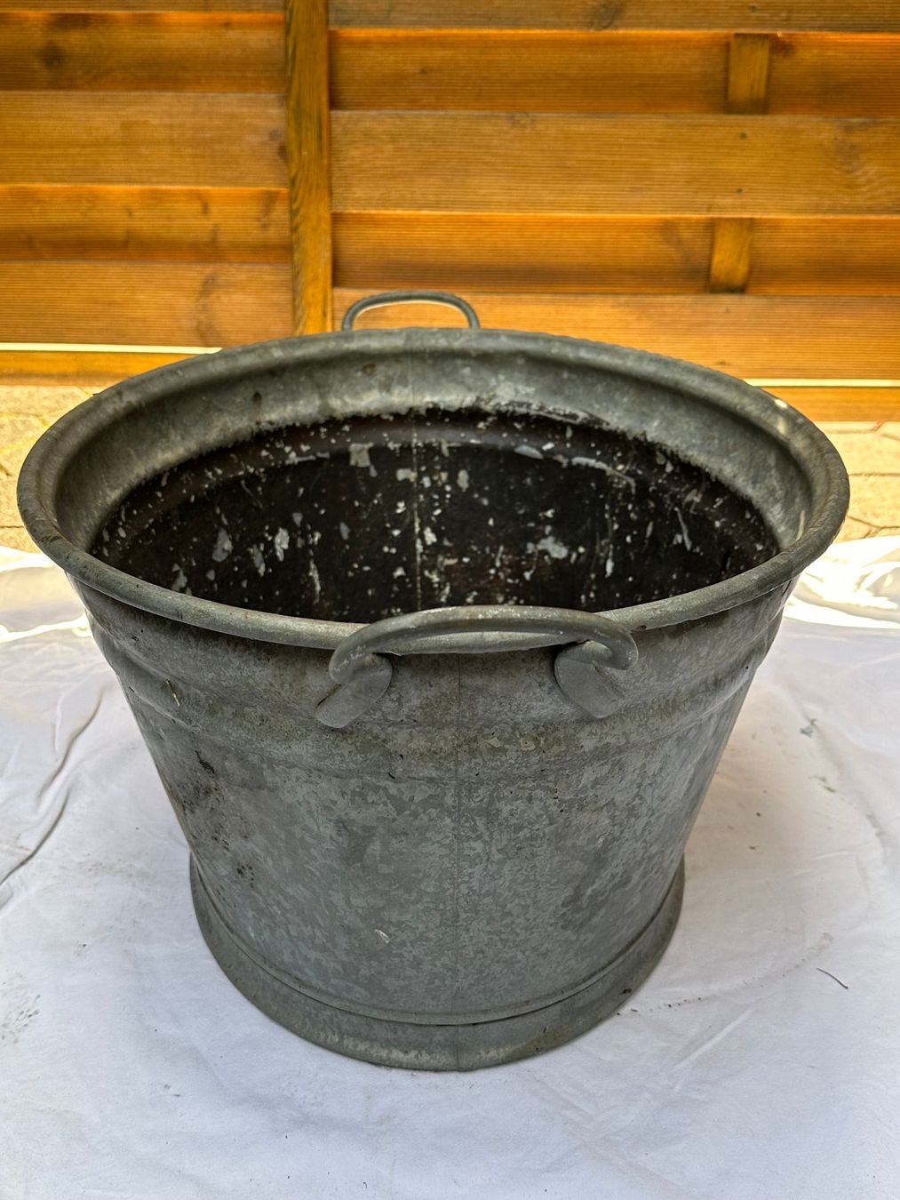 Sonstige Gartendekorationen: Alte Zink Zuber Gelte Eimer Wanne 56 Liter – Gebraucht aus Flüelen von Amazona03 4