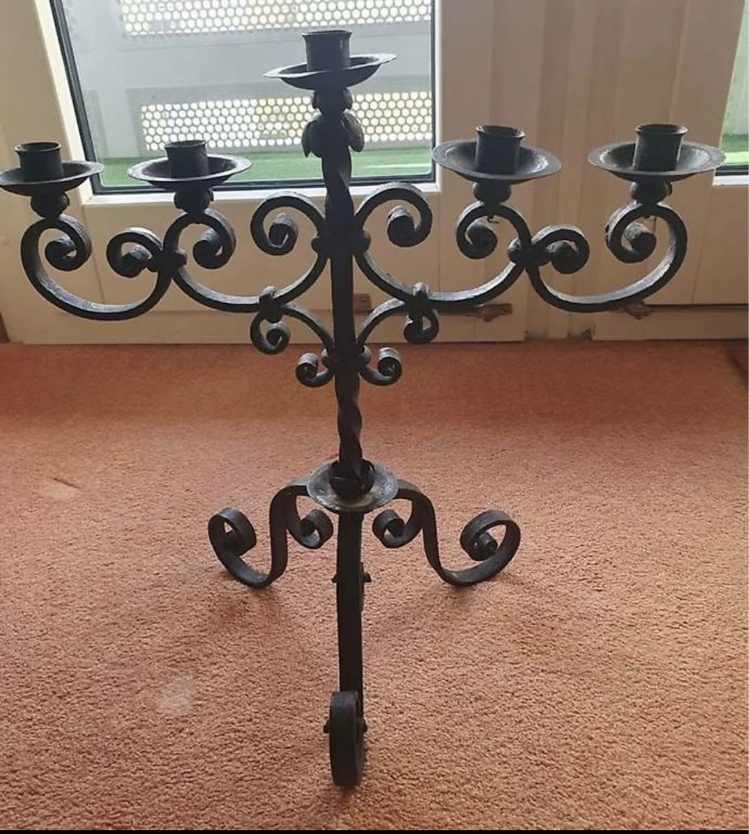 Tutte le decorazioni: Chandelier en fer forgé – Usato da Morges venduto da car_dbf2