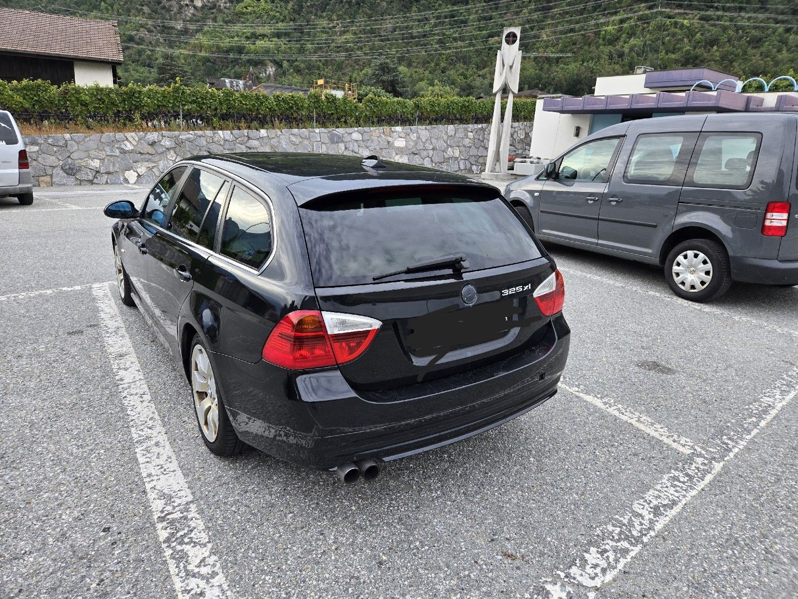 BMW Automobili: Bmw 325xi  – Difettoso da Sierre venduto da past01 1