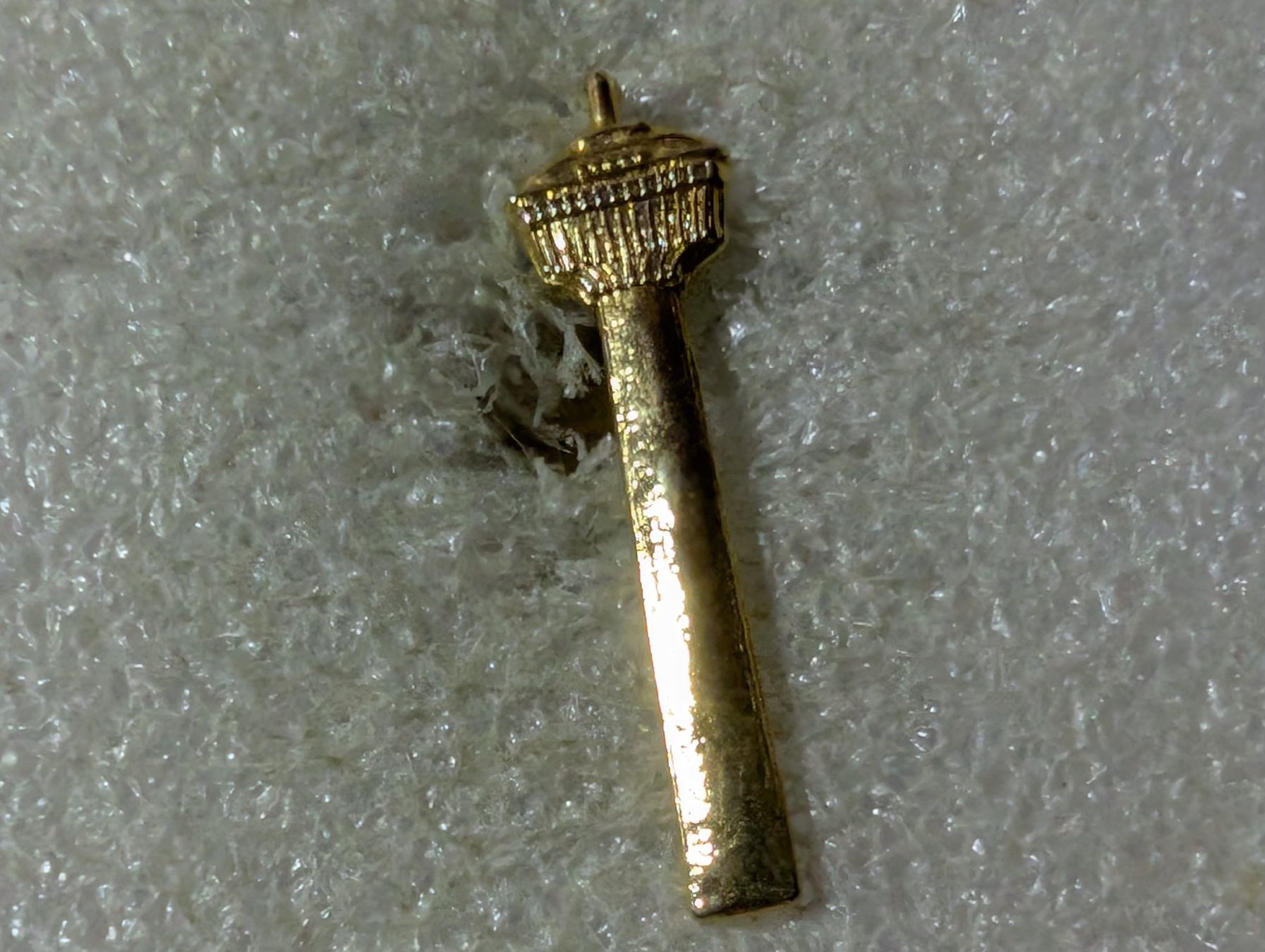 Placchette & Badge: Ansteckpin 111: – Usato da Oppligen venduto da Pin-Fall-Shop