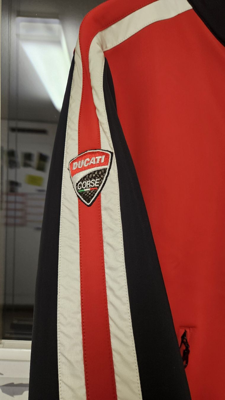 Ducati Vestes: Ducati Corse Softshell Jacke. Grösse XL.  Neu – Neuf (Voir description) à Mellingen par Hondavtr 2