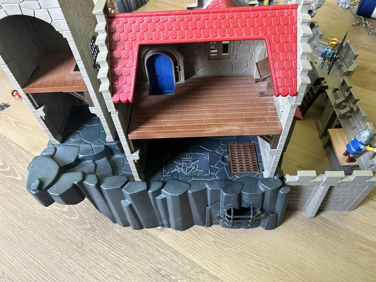 Playmobil Giocattoli: Palymobil Ritterburg – Usato da Schwerzenbach venduto da MajaKusti 1