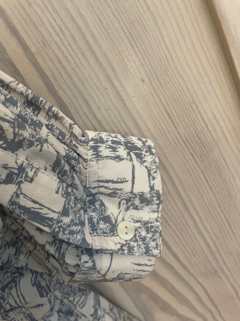 Camicette: Seidenbluse von Wrap, graphisches Muster, Creme-bleu, 36 – Usato da Basel venduto da non_vn79 2