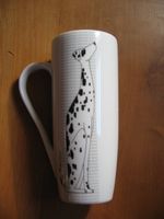 sehr coole und spezielle Tasse mit Hunde Sujet neuwertig
