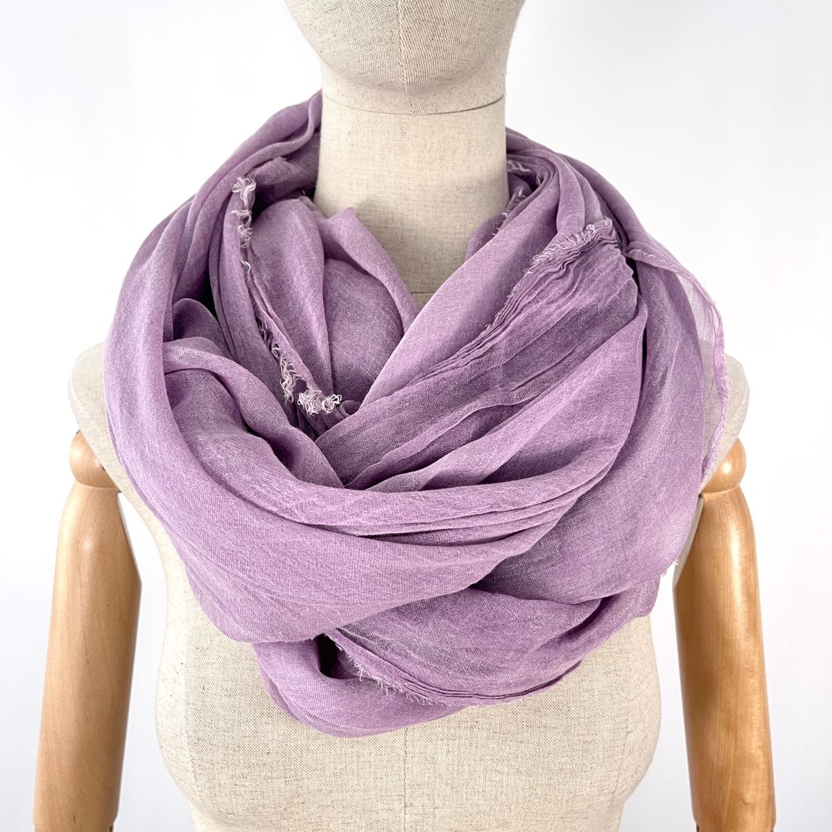 Faliero Sarti Foulard & Sciarpe: FALIERO SARTI Scarf – Nuovo (secondo la descrizione) da Emmen venduto da Nightingale_2022