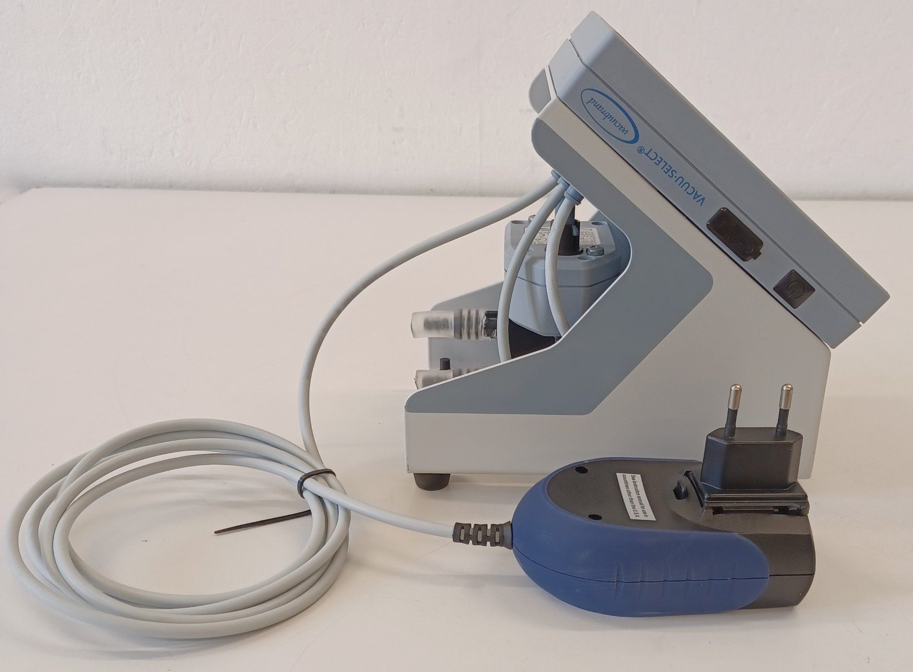 Accessori da laboratorio: Vacuubrand Vacuu-Select Vacuum controller – Usato da Niederdorf venduto da LeptonAG_Labor 4