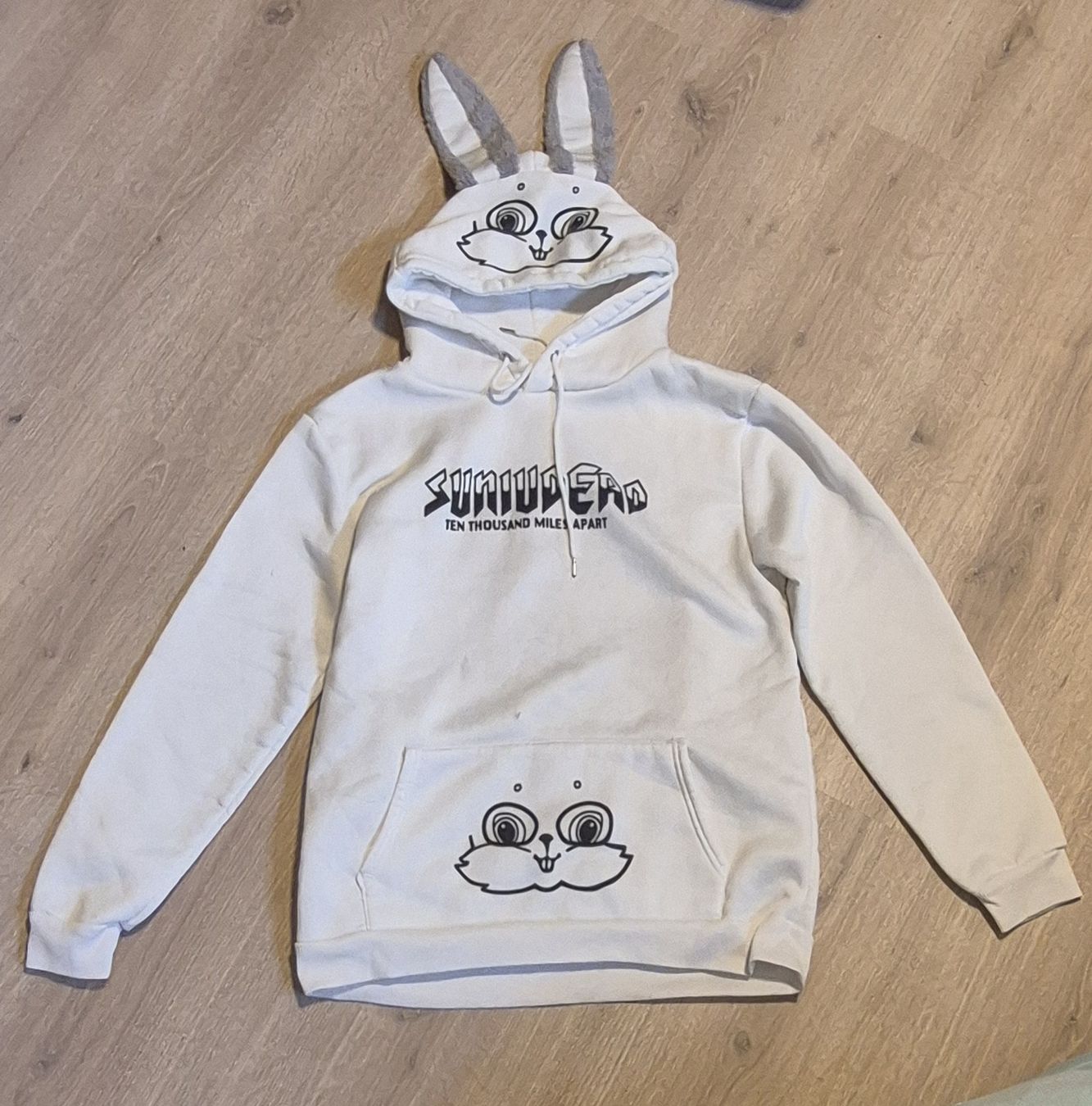 Maglioni & Felpe: packs de deux pulls lapin blanc et rose  – Usato da Yvonand venduto da Melia_Bee