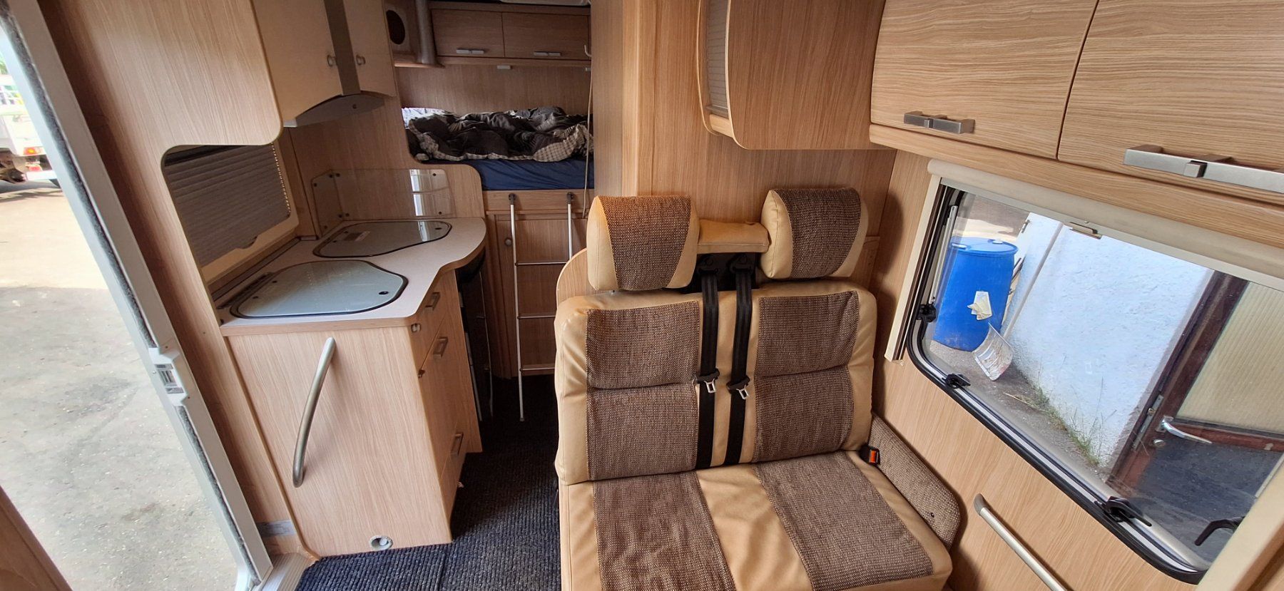 Ford Veicoli da campeggio: Ford advan tec camping car – Usato da Les Enfers venduto da Begnon 3