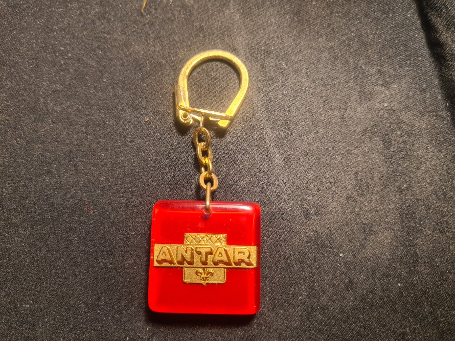 Portachiavi: ANTAR  PORTE-CLE  VINTAGE  COLLECTION – Usato da Bellevue venduto da BURGOLMANIA