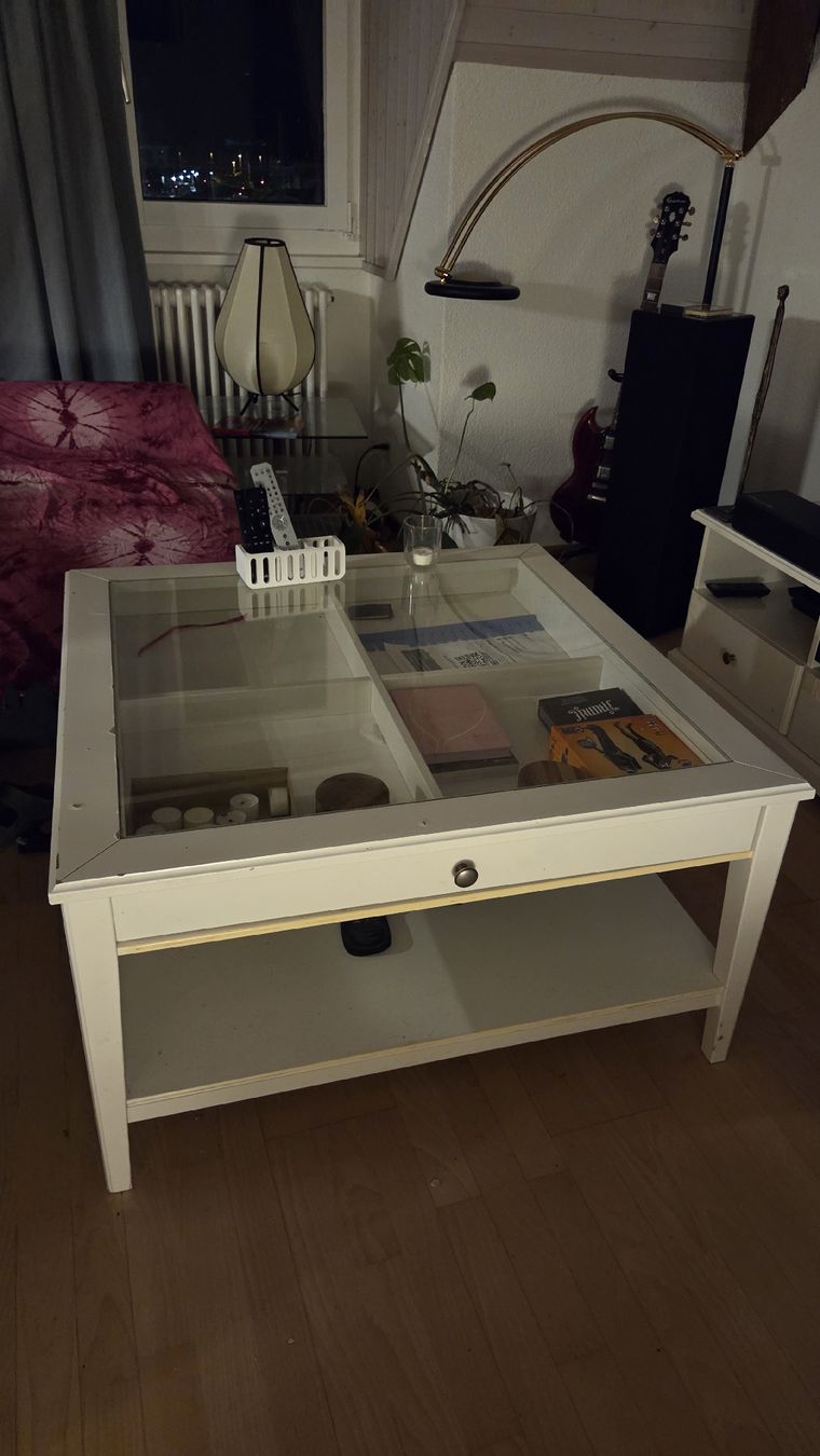 Tables: Ikea LIATORP - couchtisch – D'occasion à Baden par chr_h82b