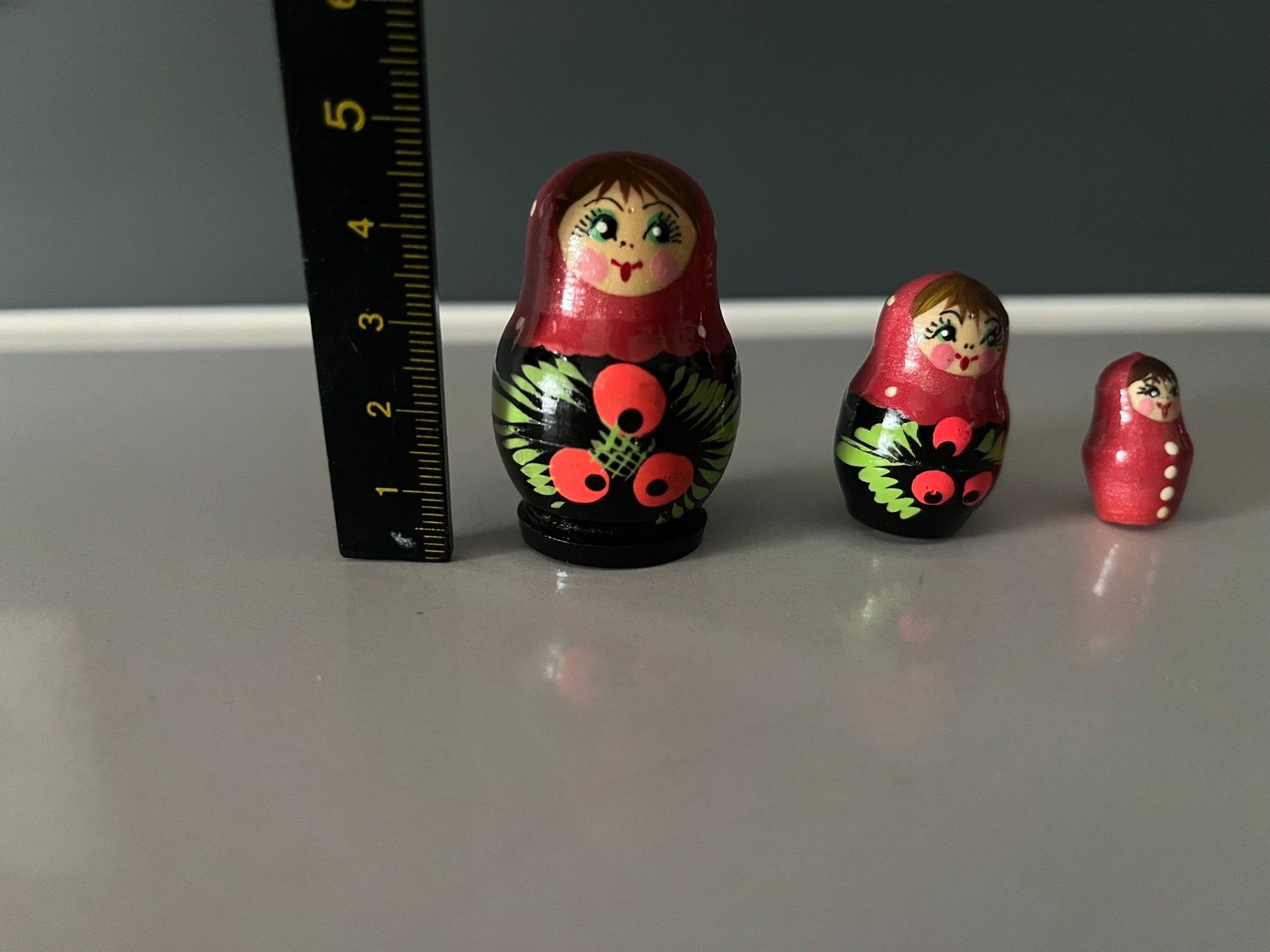 Statuette: Minuscules poupées russes – Usato da Meggen venduto da CHARCOR 1
