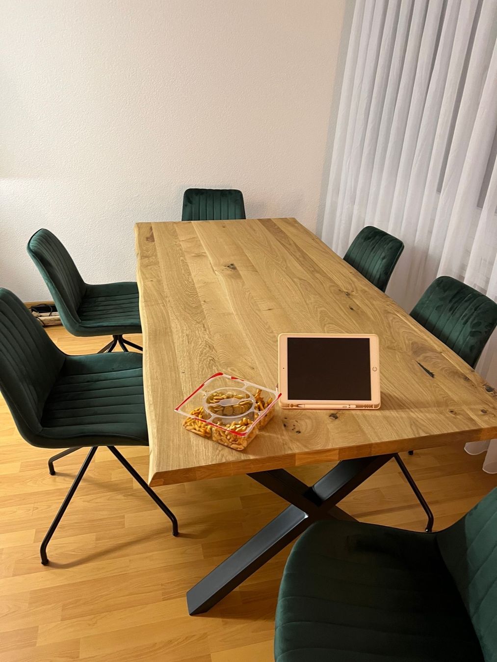 Mömax Tables: Esstisch mit Stühlen – D'occasion à Trimbach par nor_8tfd 2
