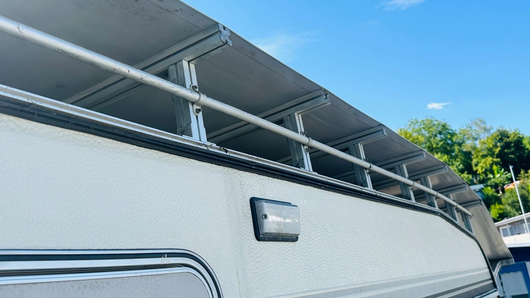 Coperture & Stuoie termiche: Schutzdach wohnwagen – Usato da Stadel venduto da Dalunox 3