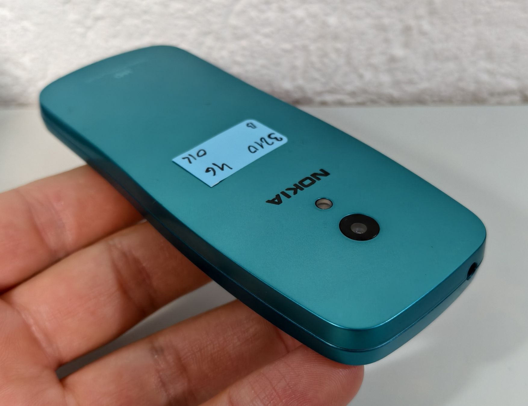 Nokia Telefoni cellulari / Smartphones: Nokia 3210 4G türkis – Usato da Ehrendingen venduto da Rocky985 3