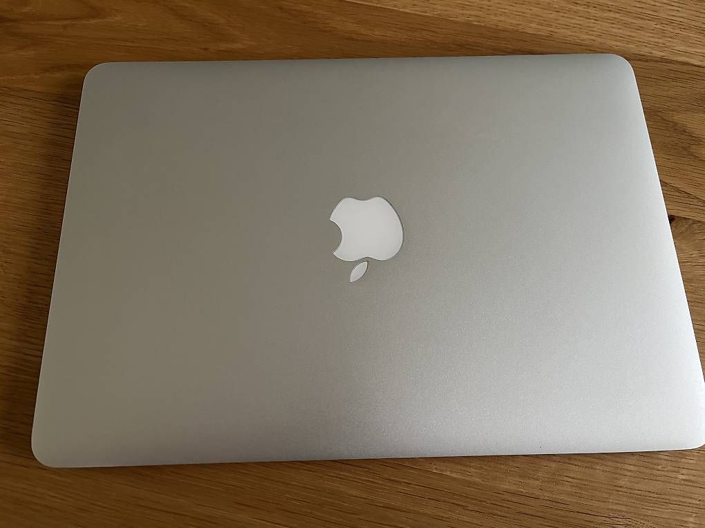 Notebook: MacBook Pro 2015 A1502 Silber – Usato da Emmenbrücke venduto da gel_n5rj 2