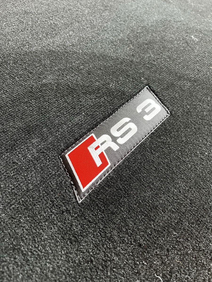 Sonstiges Fahrzeugzubehör: Audi rs3 Teppich inkl. Strebe – Neu (gemäss Beschreibung) aus Volketswil von and_nz6x 2