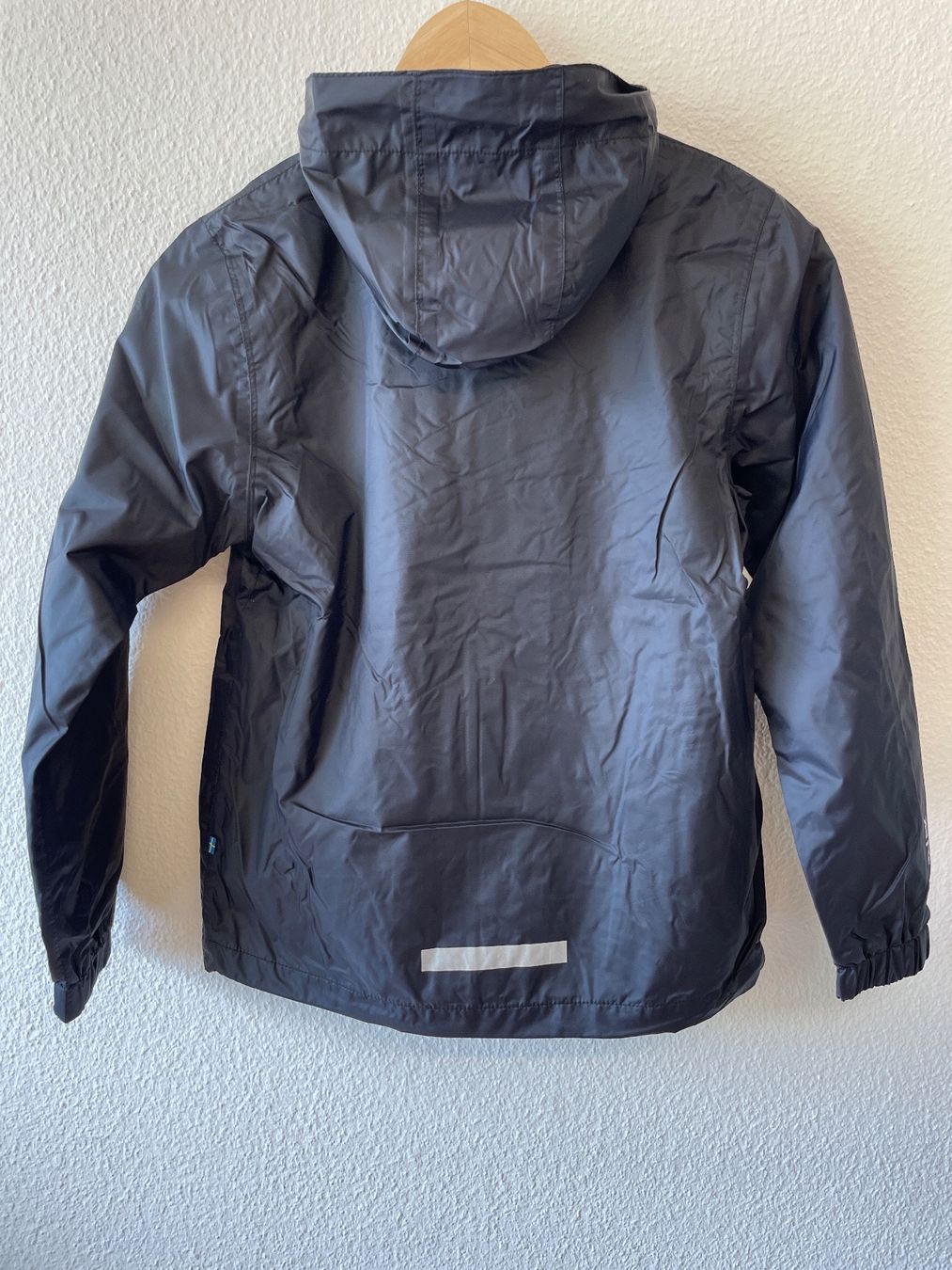 Vestes & Manteaux: VISKAFORS RAIN JACKET Junior – Neuf (Voir description) à Brig par SnowWhiteDist 2