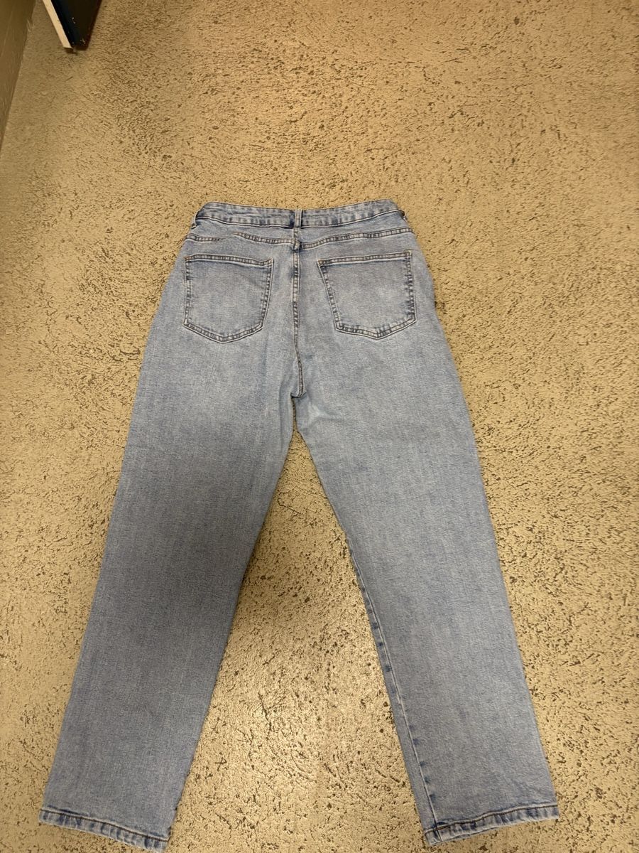 Pantaloni: Damen Jeanshose,Gr.42 – Usato da Winterthur venduto da Nena222 2