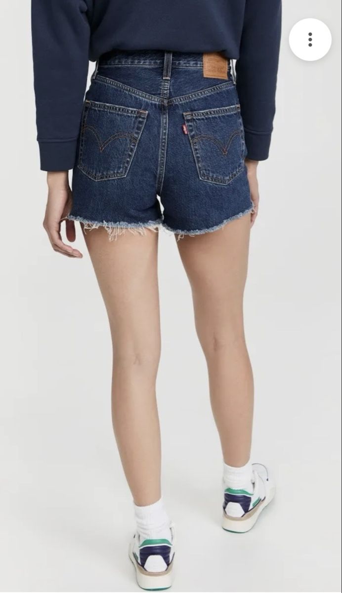 Levi's Jeans: Levi's Ribcage Shorts Gr 36 – Nuovo (secondo la descrizione) da Kilchberg ZH venduto da flami02 4