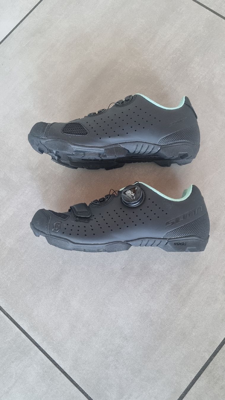 Scott Chaussures femmes: Scarpe ciclismo Scott Comp  – D'occasion à Biasca par Siosmart 2