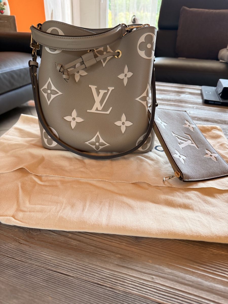 Louis Vuitton Borse da donna: Louis Vuitton Neonoe – Nuovo e nell'imballaggio originale da Vétroz venduto da cais