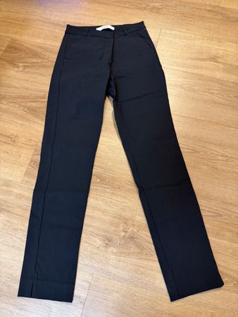 Mango Basic Hose, schwarz, Gr. 36 - Top Zustand!