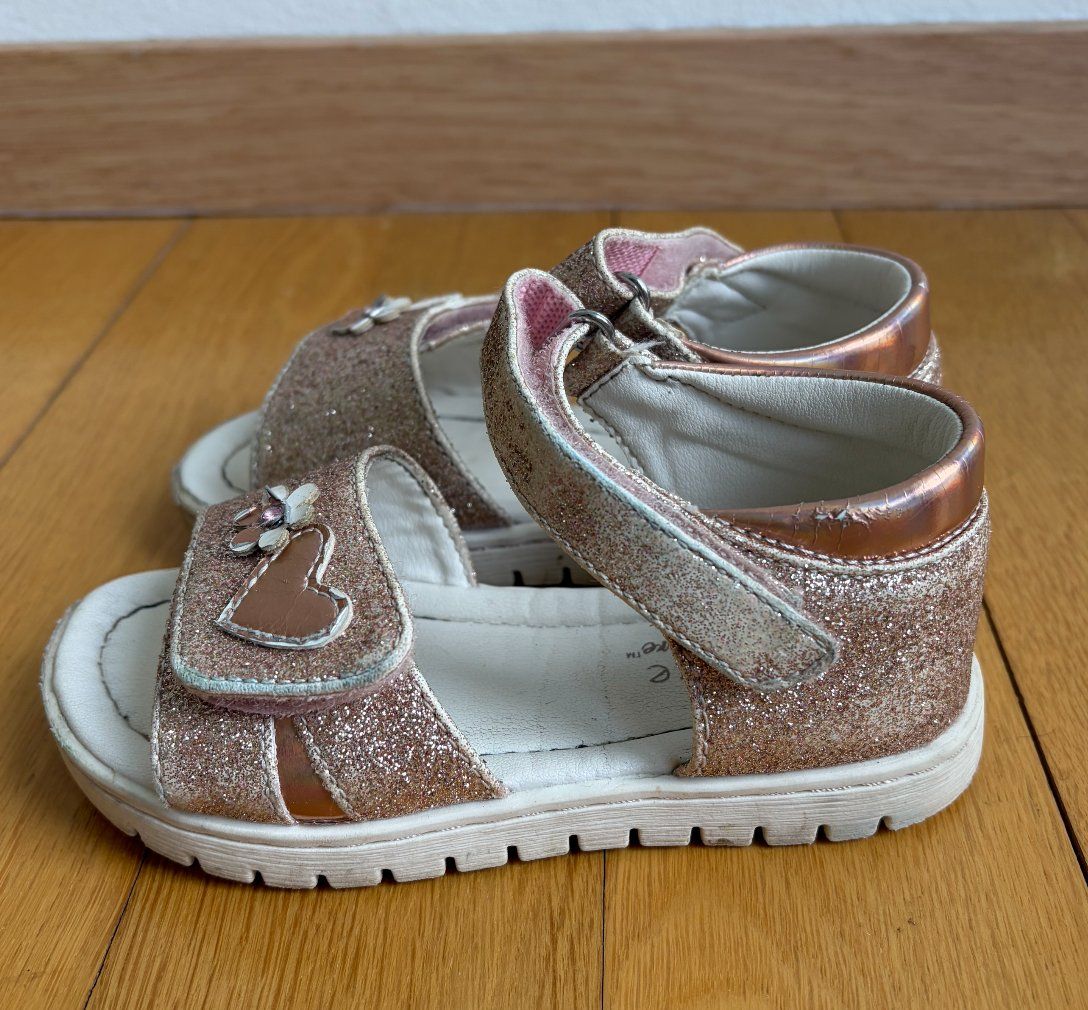Schuhe für Mädchen: Cupcake summer sandle Gr.25 – Gebraucht aus Stäfa von TheGoldenRabbit 1