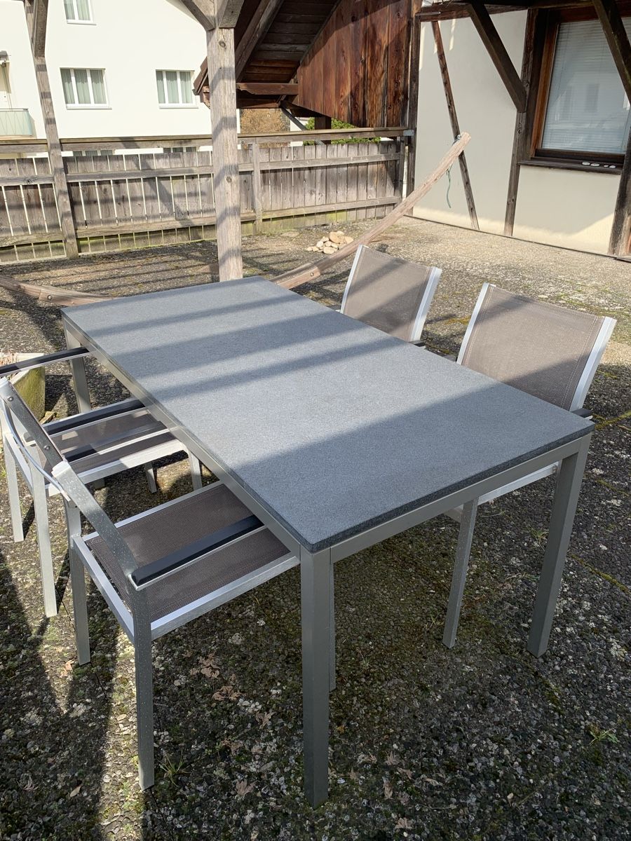 Tavoli: Gartentisch mit vier Stühle – Usato da Wynau venduto da mar_crg6 1
