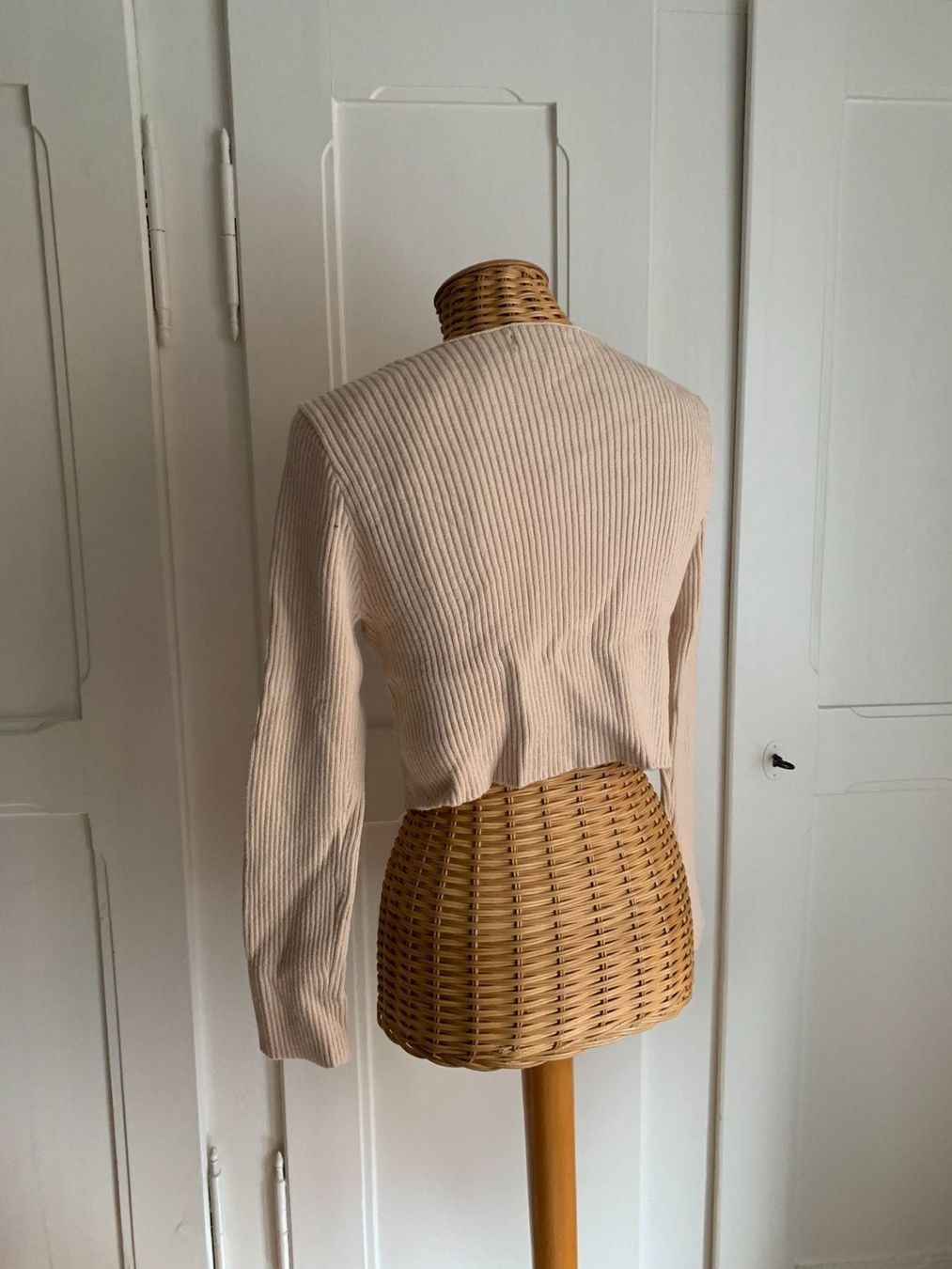 Shein Jacken: SHEIN - Jäckchen nude 38 – Gebraucht aus Zürich von Diazaio 2