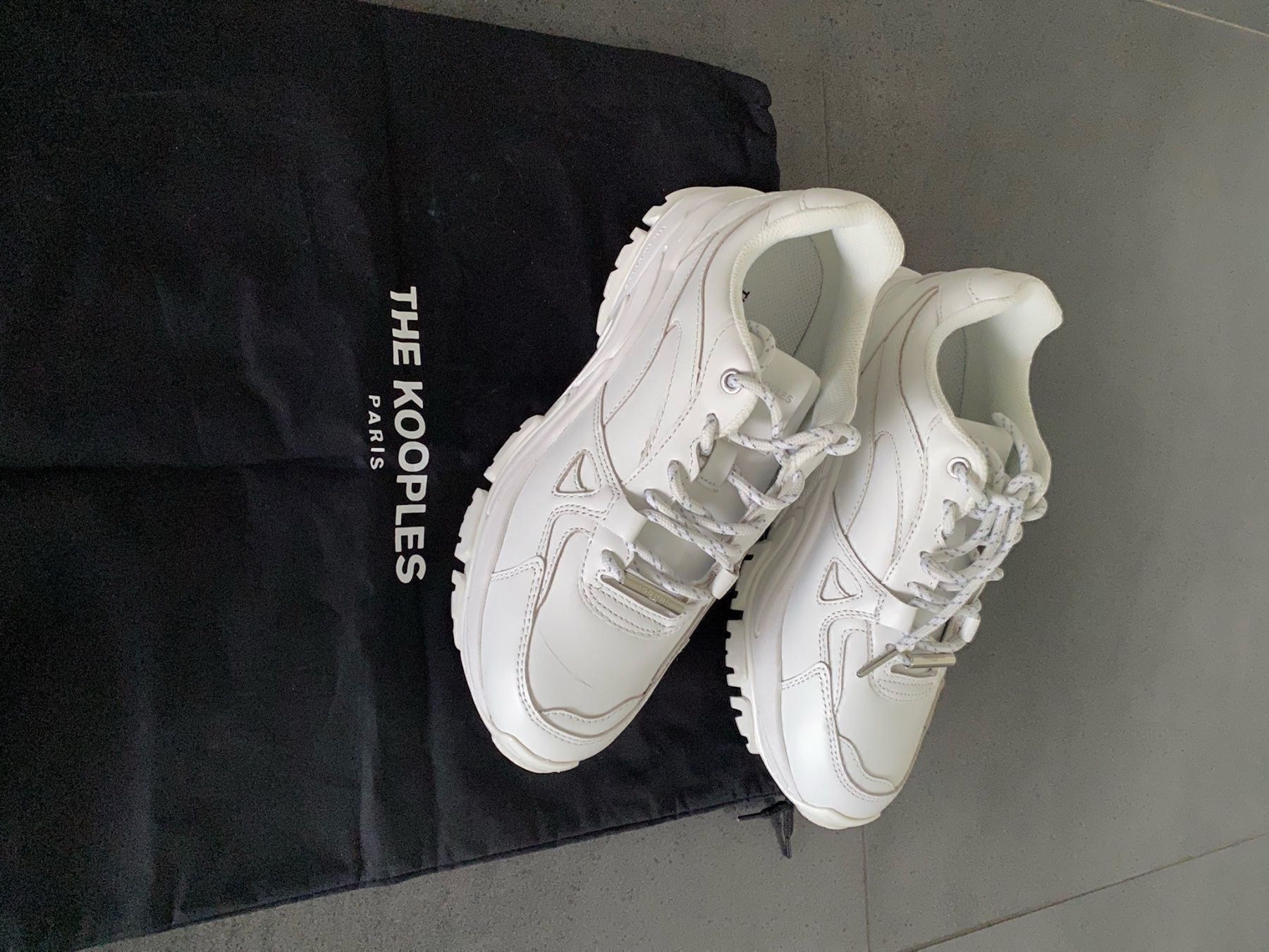 Scarpe da uomo: The Kooples SNEAKER white Gr. 41, UNISEX – Nuovo e nell'imballaggio originale da Kreuzlingen venduto da shopaholicatheart_3 7