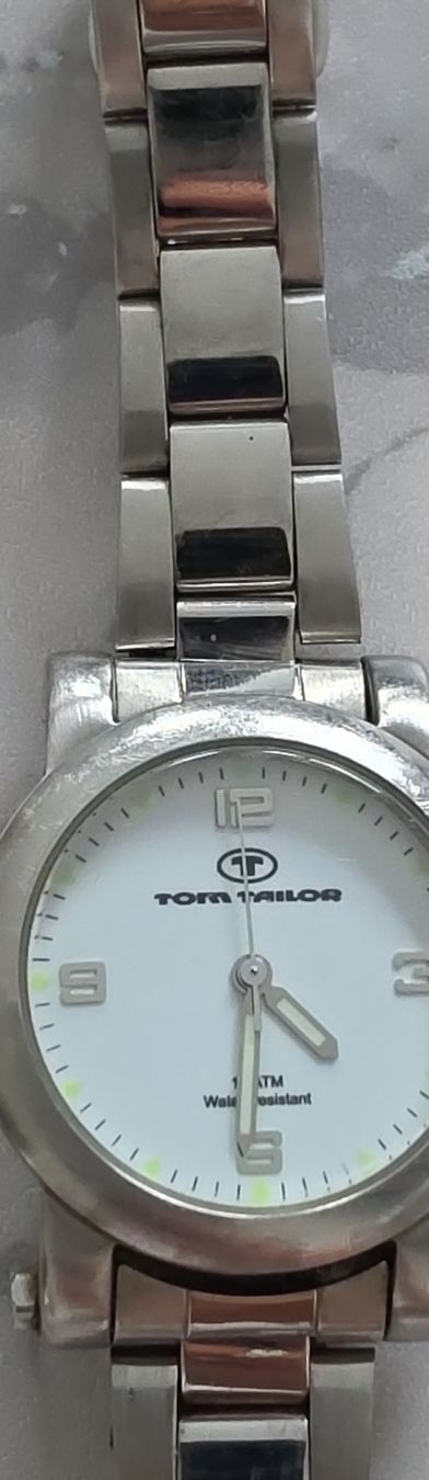 Sonstiges Uhren Zubehör: Tom Tailor Armbanduhr silberfarben  – Gebraucht aus Laupen ZH von Kaddy