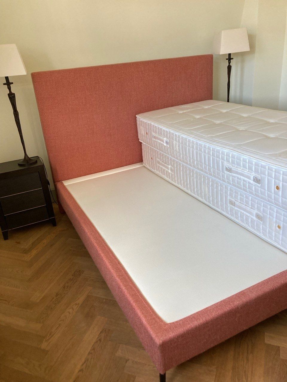 Letti: [wegen Umzug] Elite Bett boxspring VERSAILLES + Mattress – Usato da Zürich venduto da DrODrMo 3