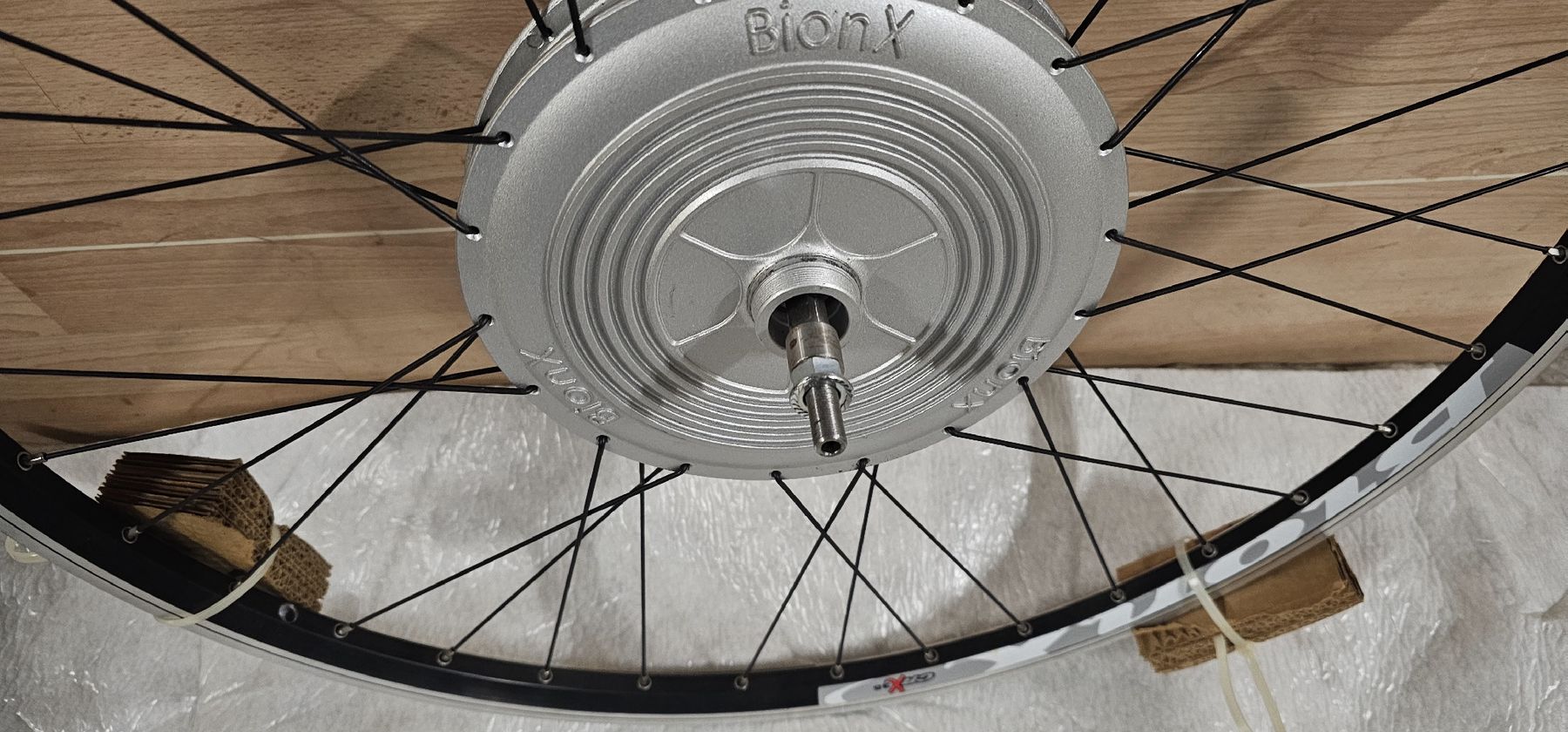 Bionx Pezzi di ricambio: BionX E-Bike Motor mit Rad Neue – Nuovo e nell'imballaggio originale da Winterthur venduto da express36 7