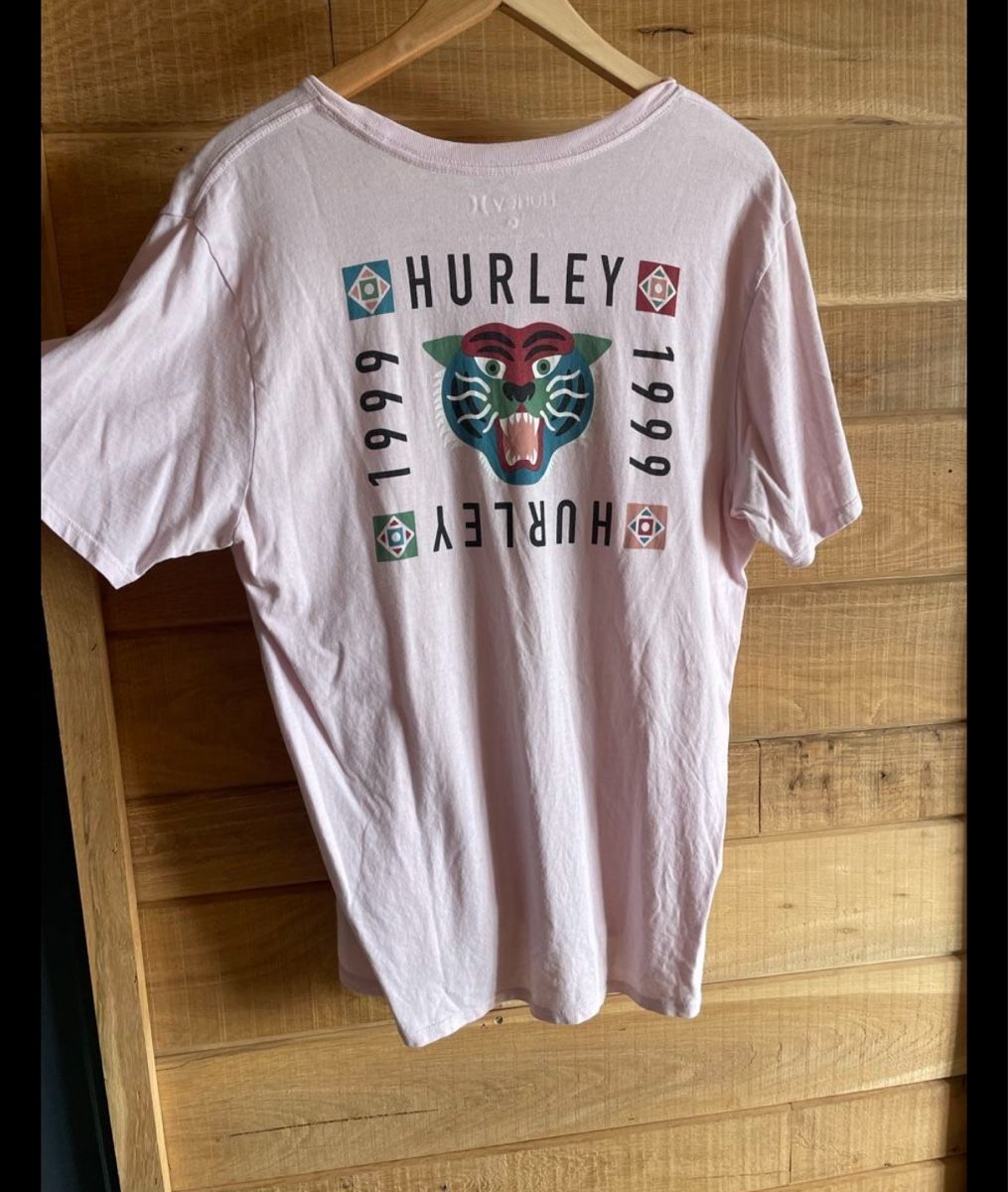 T-shirt: Hurley T-shirt M – Usato da Morges venduto da Brunocunha05 1