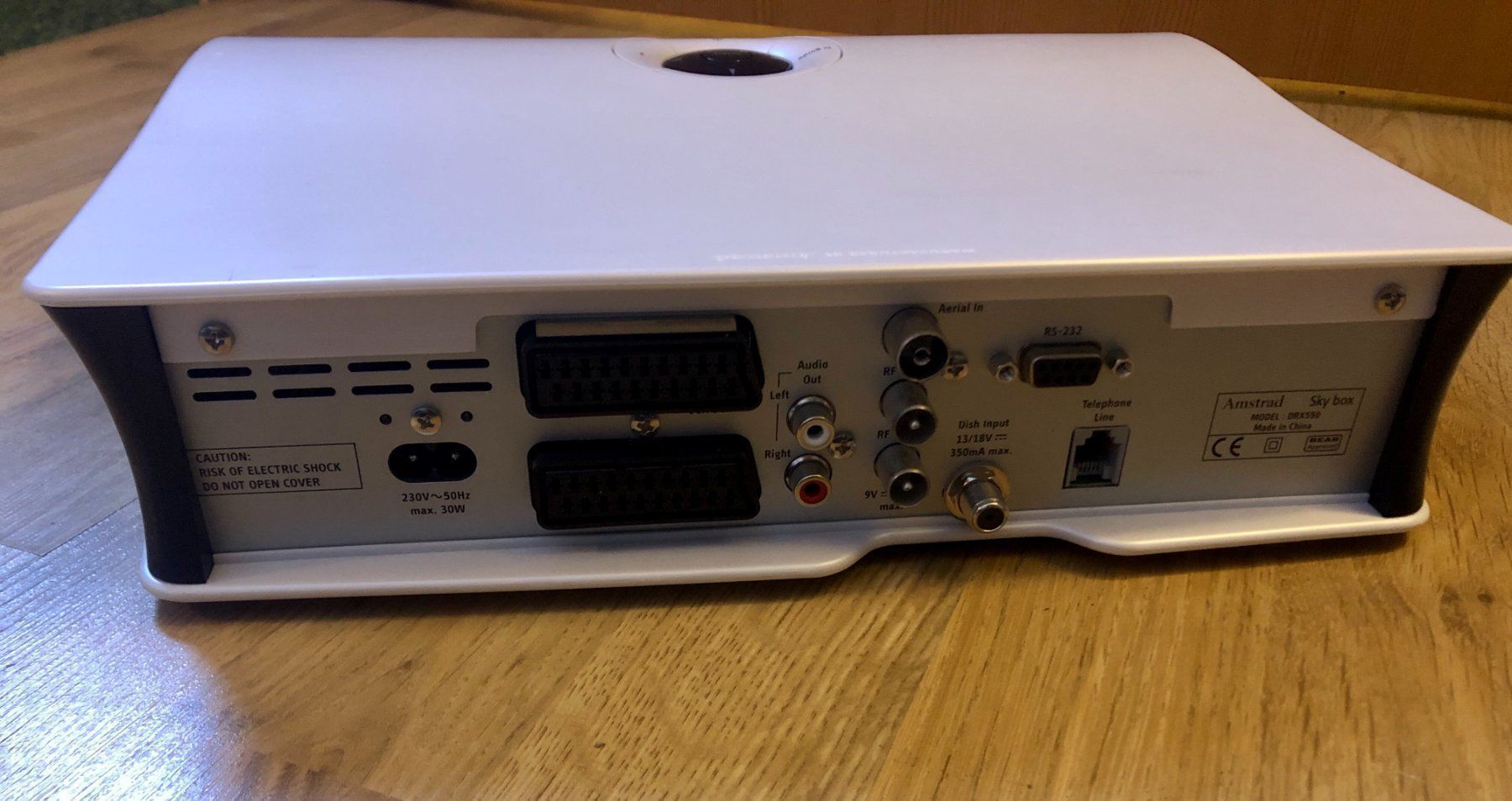 Ricevitori: Sky Box Amstrad DRX550 – Usato da Saas-Grund venduto da rau_tn8j 1