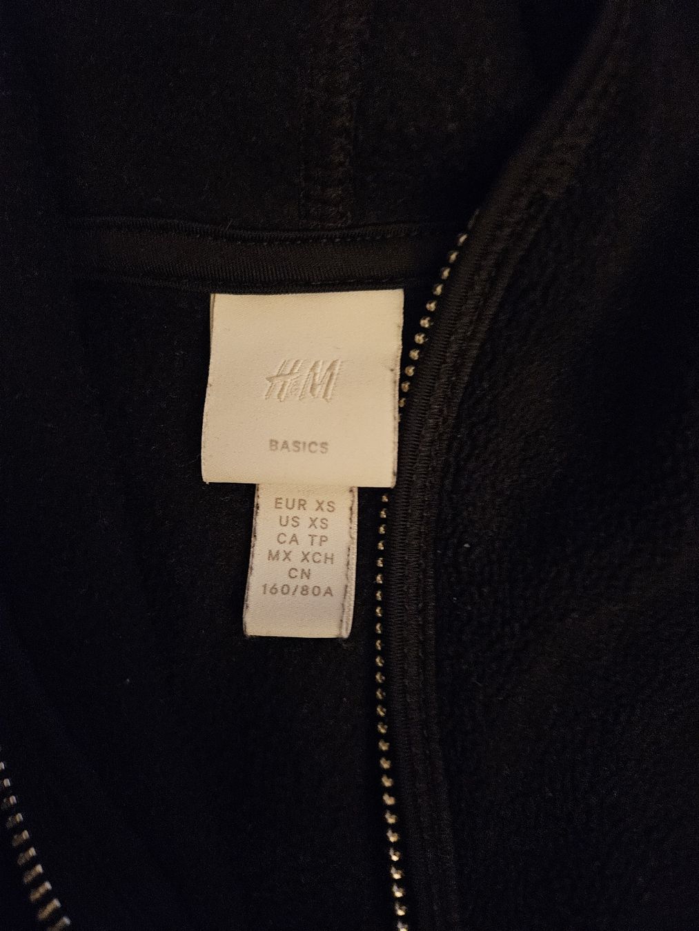 H&M Maglioni & Felpe: Schwarz Hoody Pullover Gr XS Damen H&M – Nuovo (secondo la descrizione) da Anwil venduto da tamoos 3