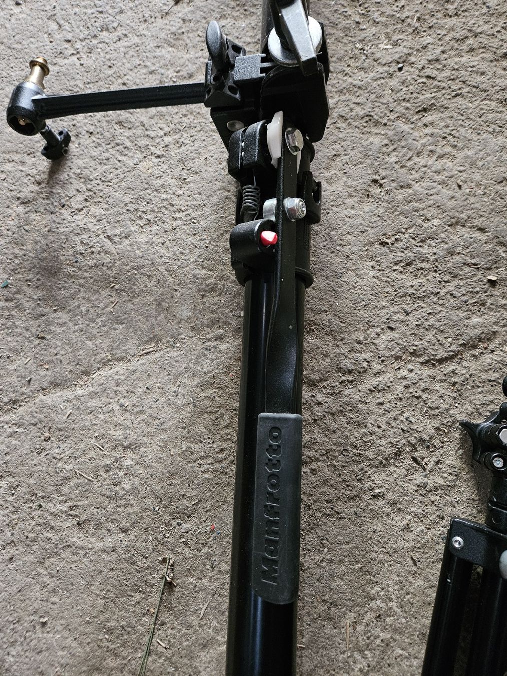 Manfrotto Autres décorations & accessoires: Manfrotto Autopole / Studiosäule – D'occasion à Bussnang par IvaOli 2
